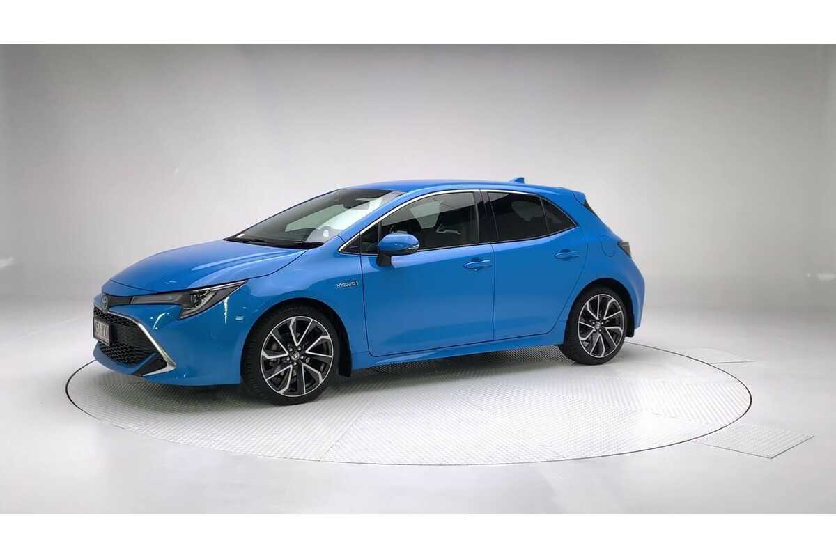 Sold Toyota Corolla Zr E Cvt Hybrid In Blue Used Hatch