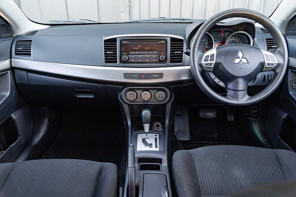 2013 Mitsubishi Lancer ES CJ