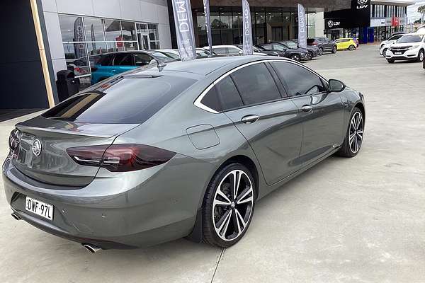 2018 Holden Calais V ZB