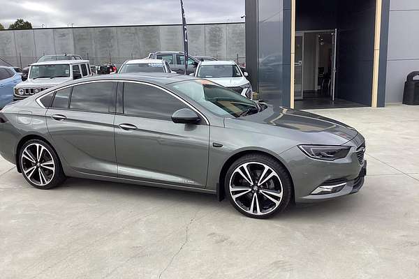 2018 Holden Calais V ZB