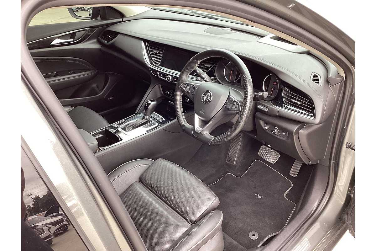 2018 Holden Calais V ZB