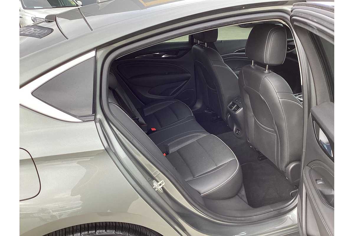 2018 Holden Calais V ZB