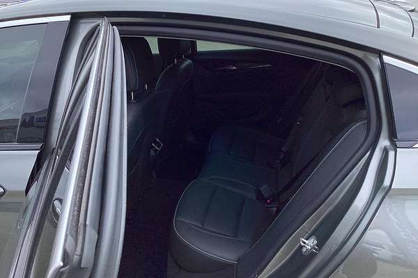 2018 Holden Calais V ZB