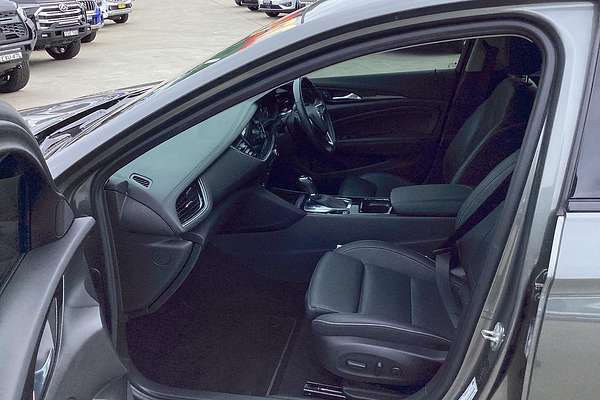 2018 Holden Calais V ZB