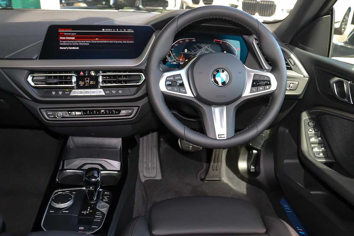 2023 BMW 2 Series 218i M Sport F44