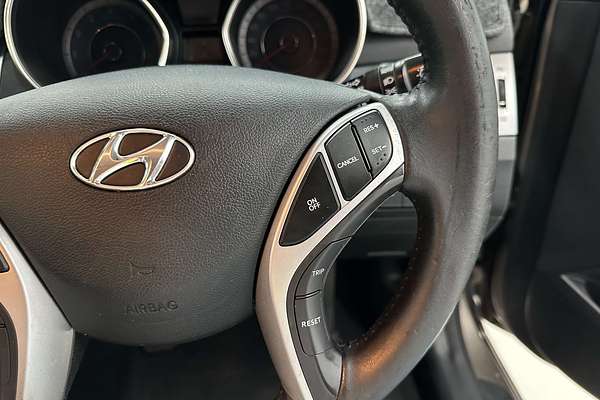 2012 Hyundai Elantra Premium MD