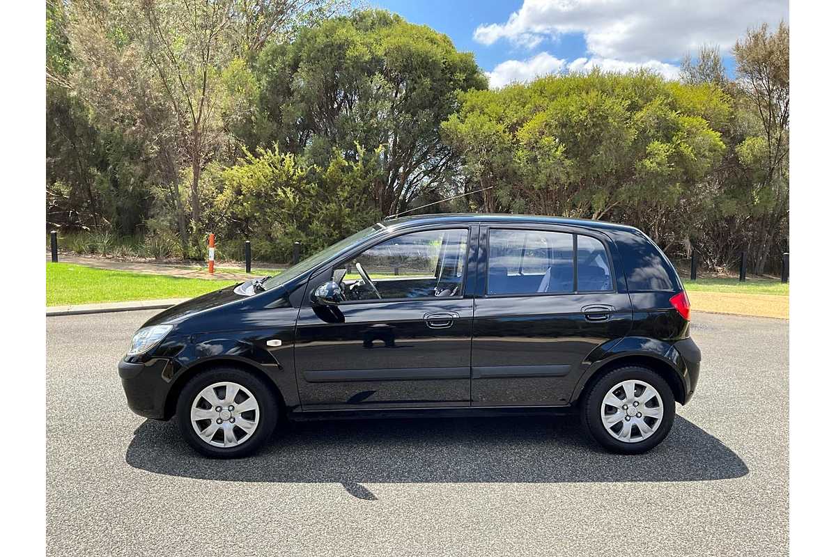 SOLD 2011 Hyundai Getz S in Black | Used Hatch | Cannington WA