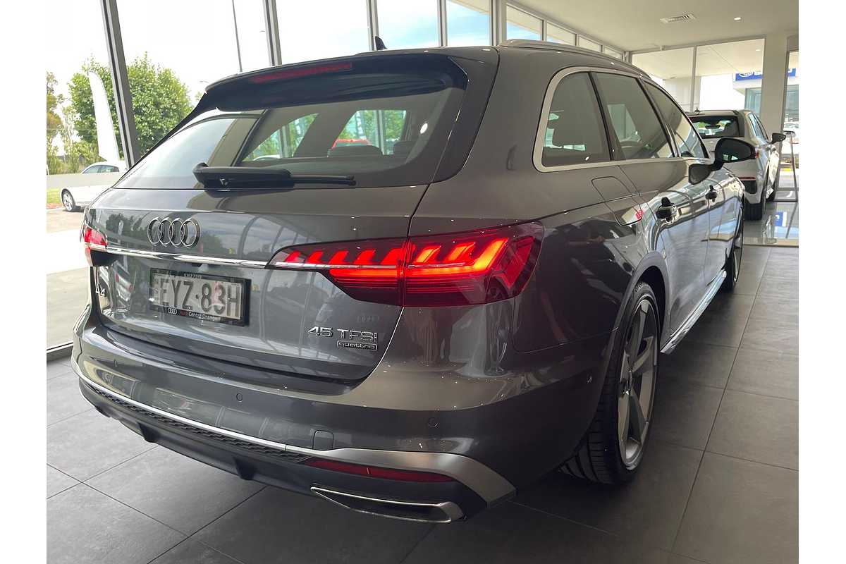 2023 Audi A4 45 TFSI S line B9