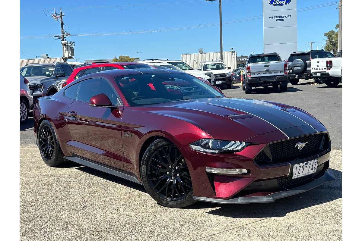 Mustang marron shop