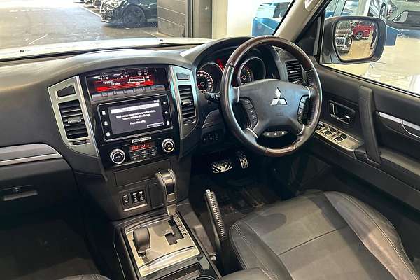 2018 Mitsubishi Pajero Exceed NX
