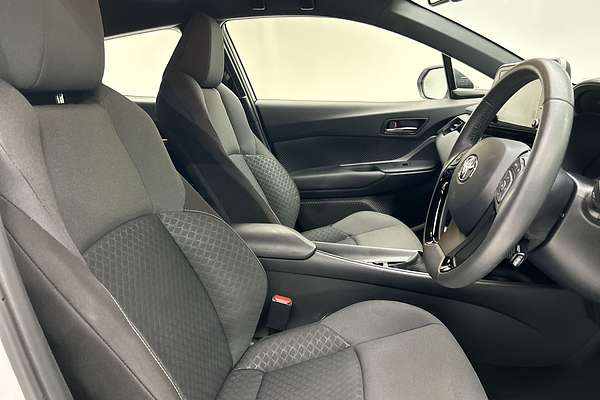 2021 Toyota C-HR GXL NGX10R