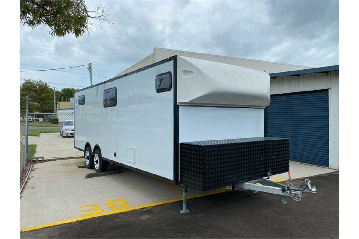 2020 Red Hot Caravans Toy Hauler