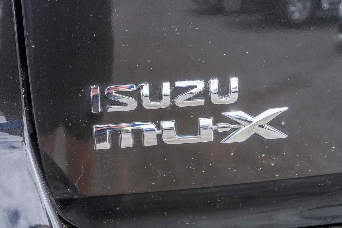 2014 Isuzu MU-X LS-M