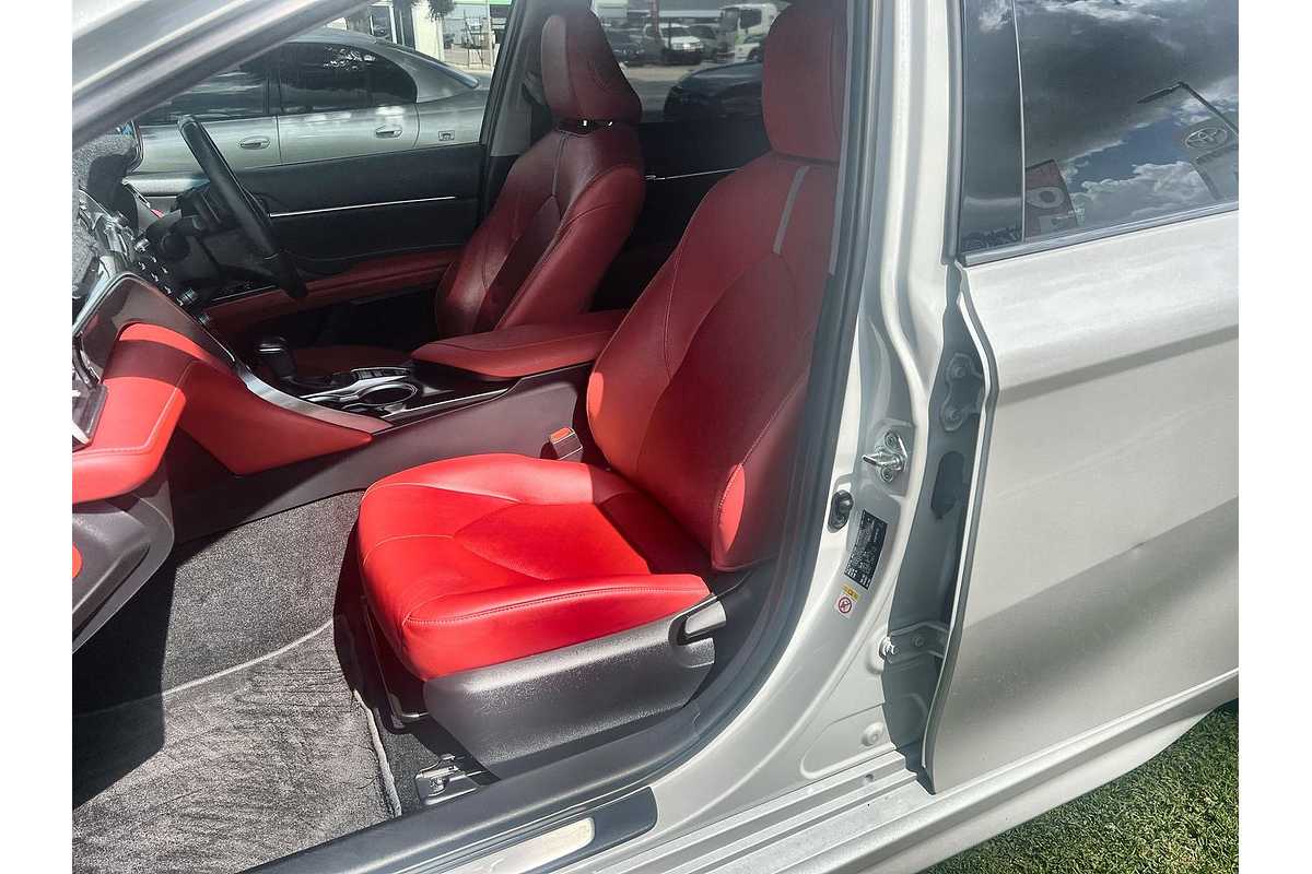 2018 Toyota Camry SX GSV70R