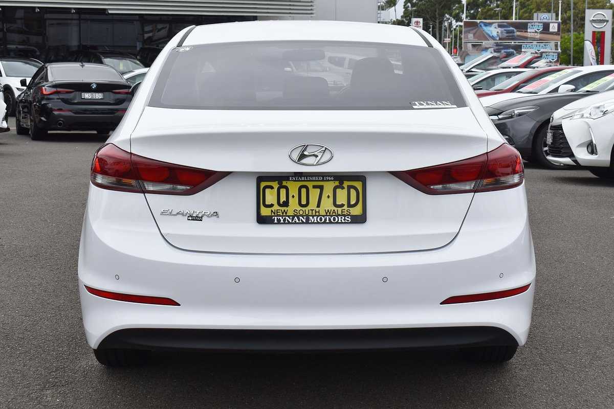 2017 Hyundai Elantra Active AD