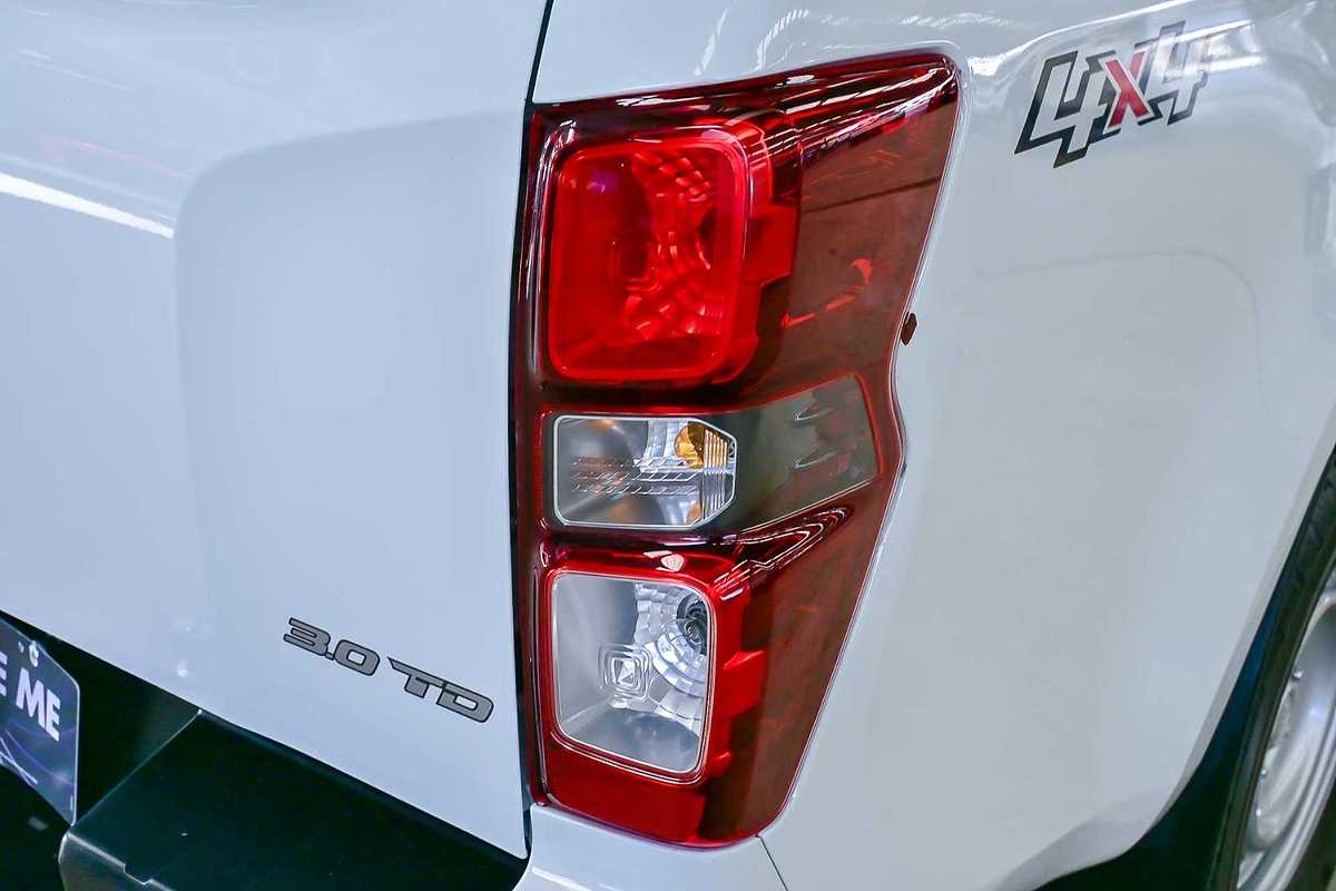 2021 Isuzu D-MAX SX High Ride Rear Wheel Drive