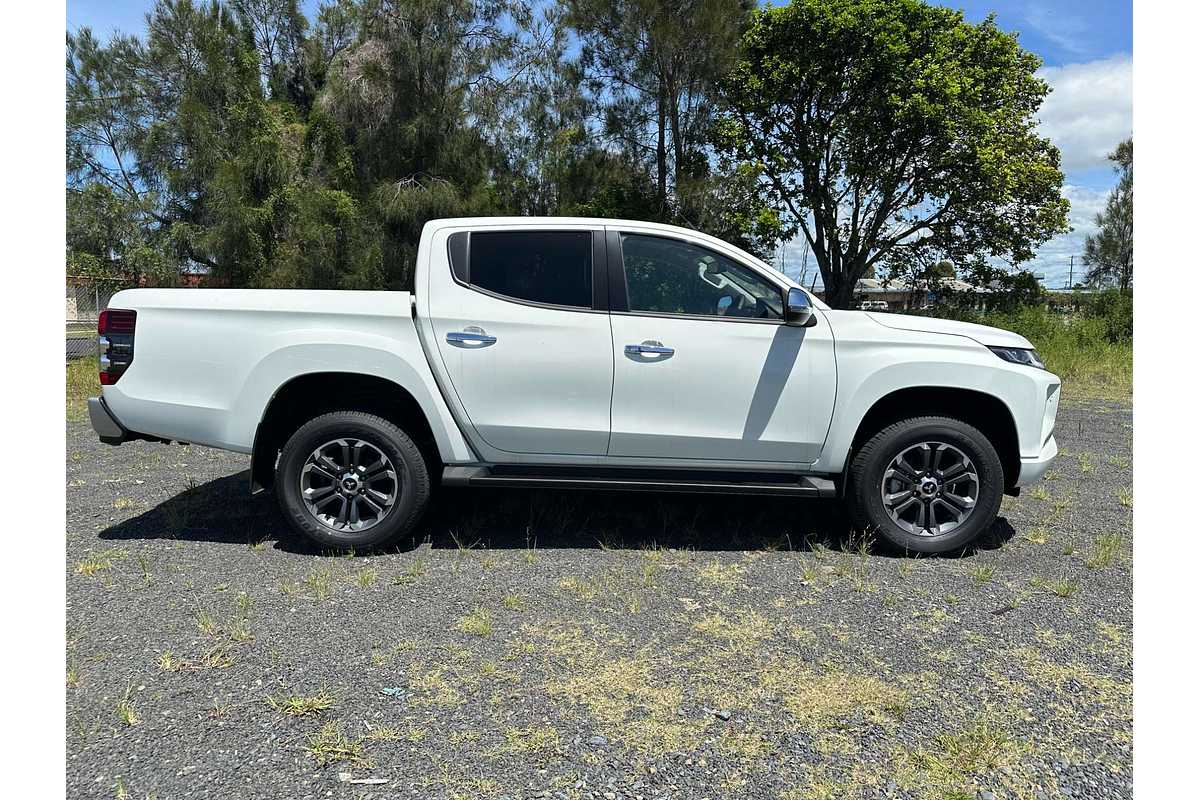 2023 Mitsubishi Triton GLS MR 4X4