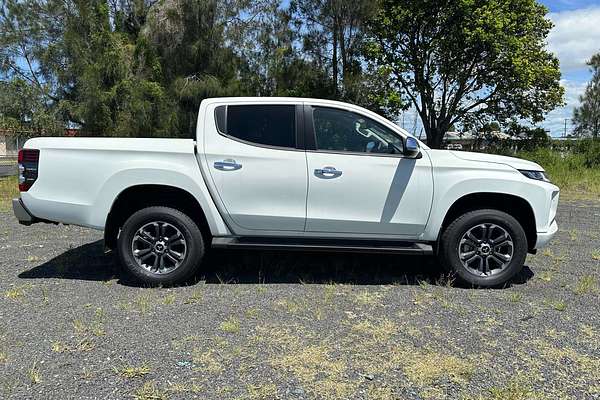 2023 Mitsubishi Triton GLS MR 4X4