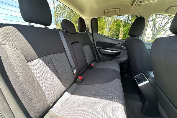 2023 Mitsubishi Triton GLS MR 4X4