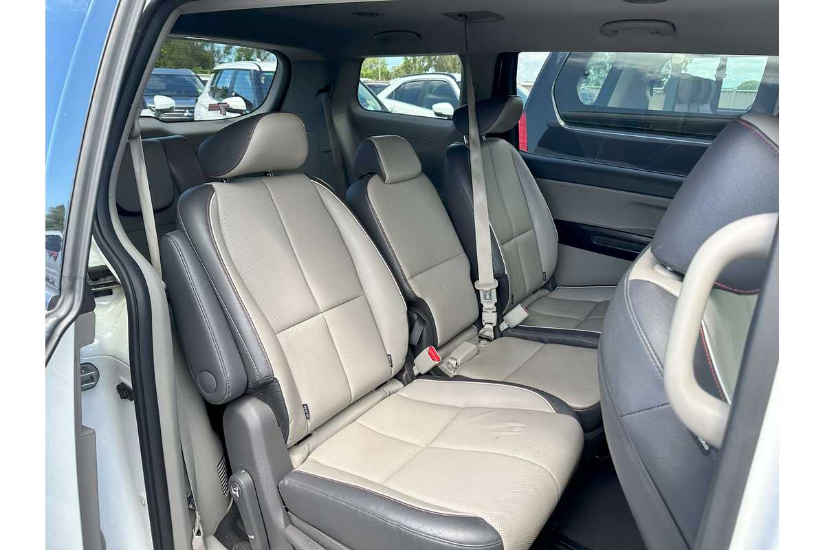2023 Kia Carnival S KA4