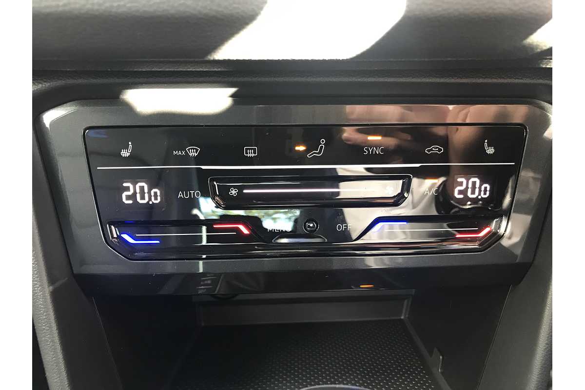 2024 Volkswagen T-Roc R D11