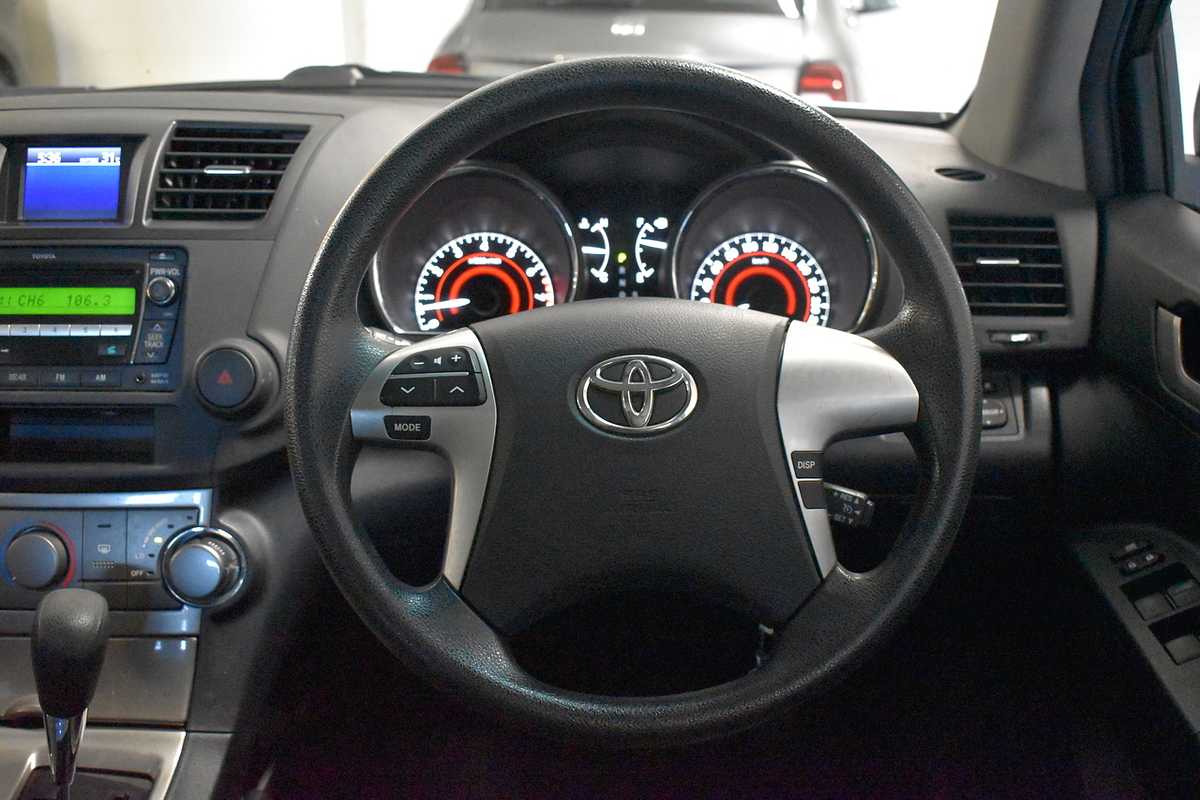 2011 Toyota Kluger KX-R