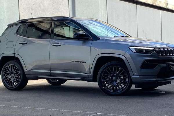 2023 Jeep Compass S-Limited M6