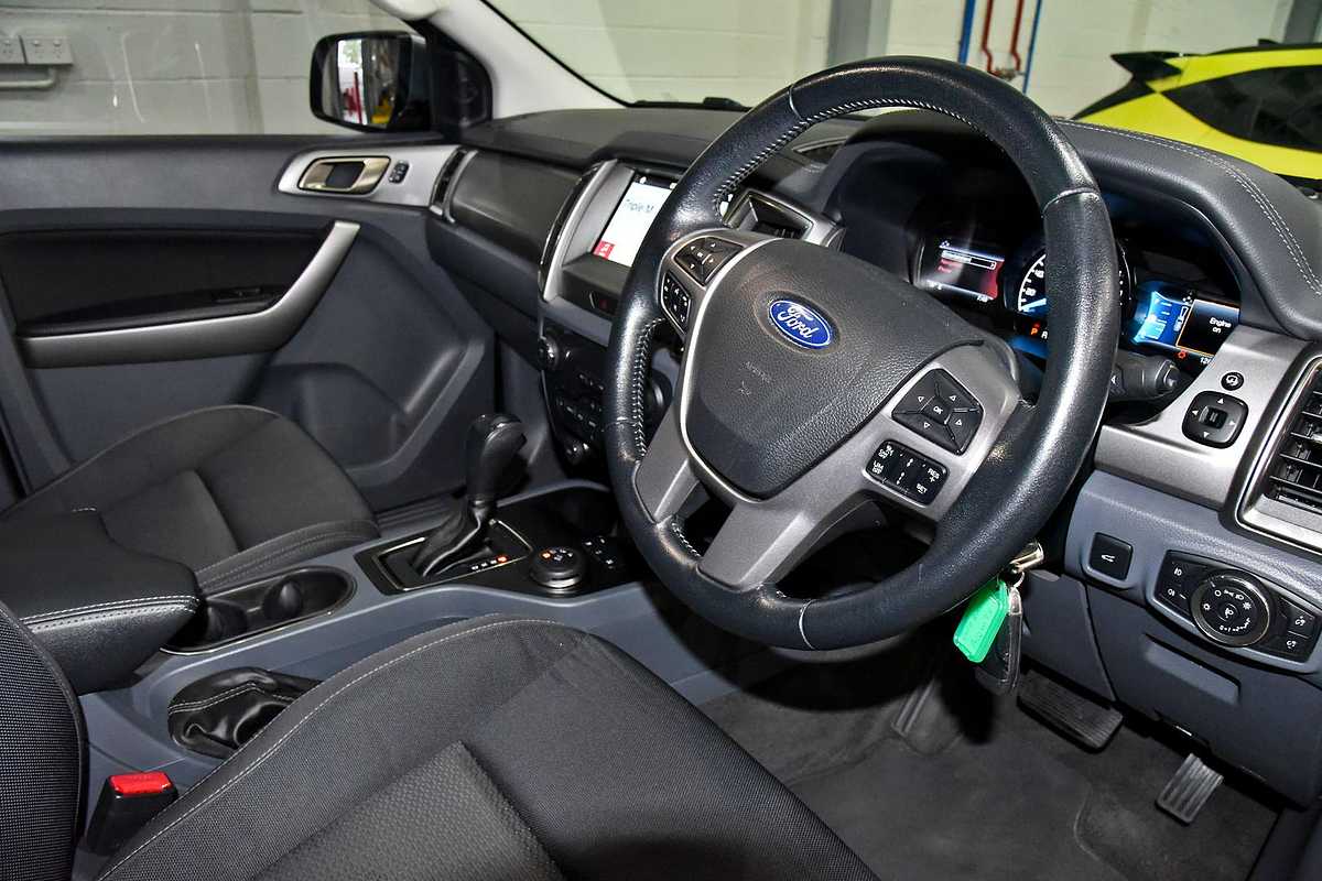 2017 Ford Everest Trend UA