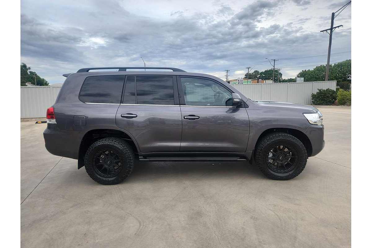 2020 Toyota Landcruiser VX VDJ200R