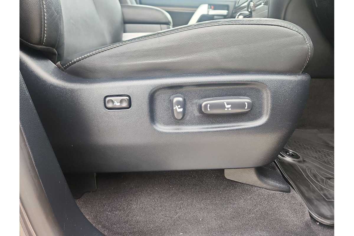 2020 Toyota Landcruiser VX VDJ200R