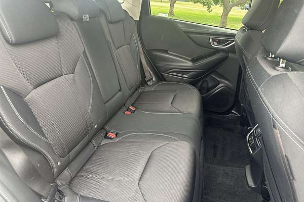 2019 Subaru Forester 2.5i S5