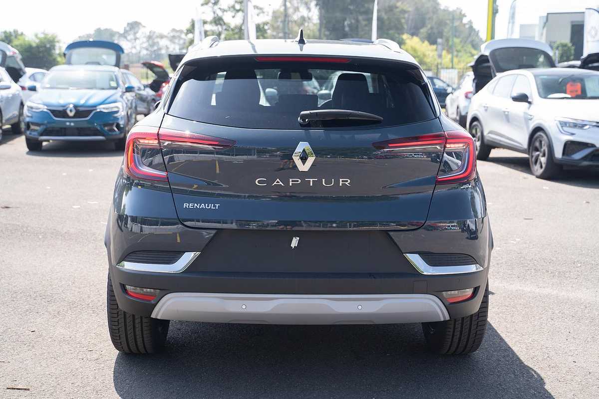 2022 Renault Captur Intens XJB