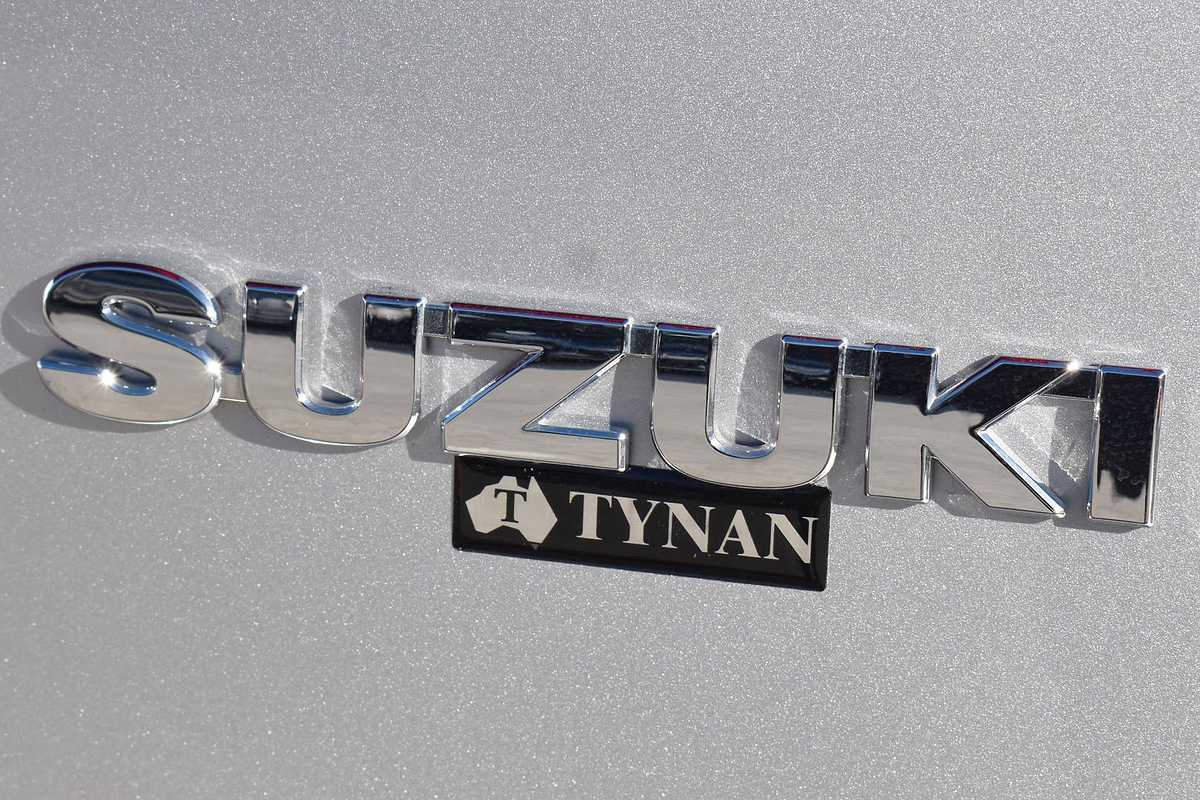 2023 Suzuki Vitara Turbo Shadow LY Series II