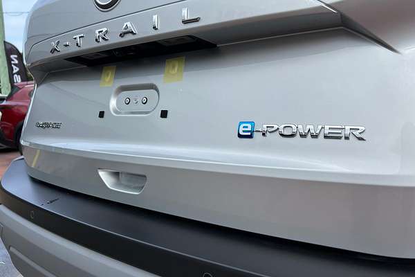 2023 Nissan X-TRAIL ST-L e-POWER T33