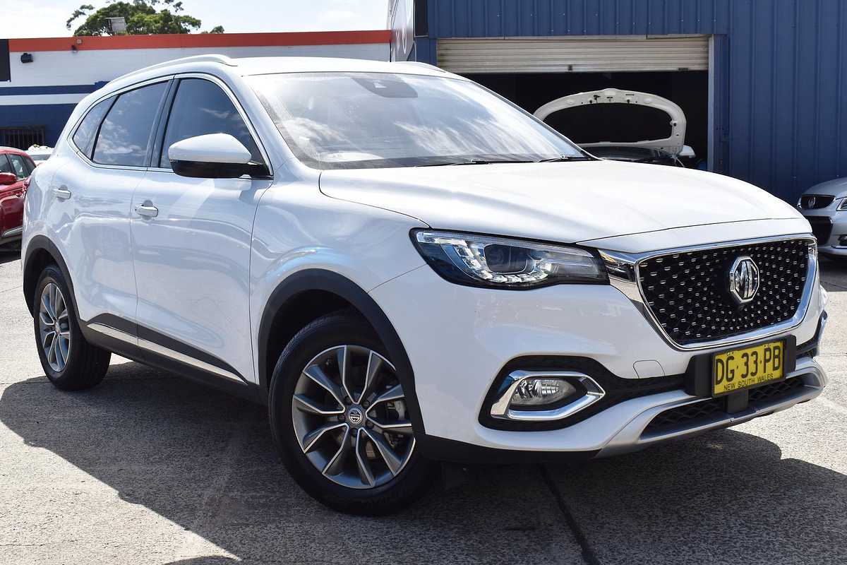 SOLD 2022 MG HS Vibe in White Used SUV Albion Park Rail NSW