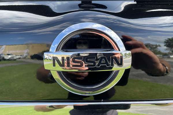 2013 Nissan Pathfinder ST-L R52