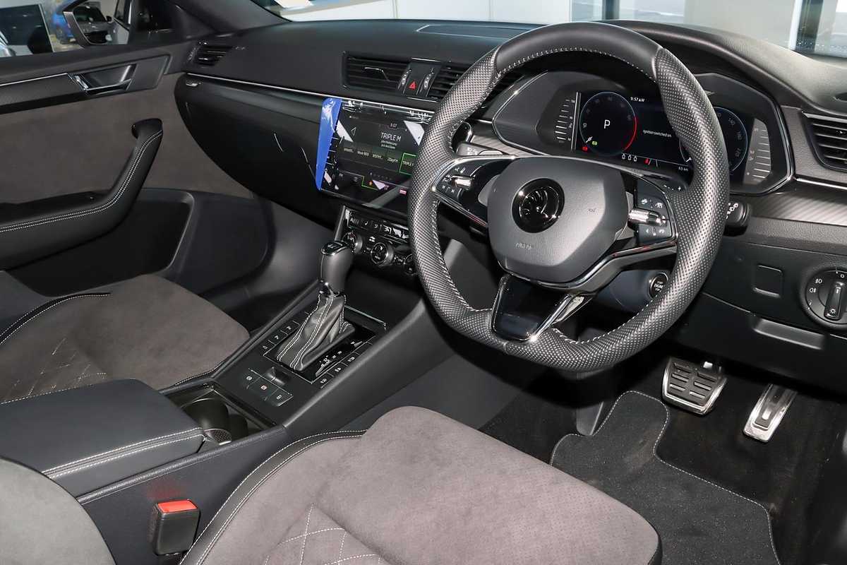 2023 SKODA Superb 206TSI SportLine NP