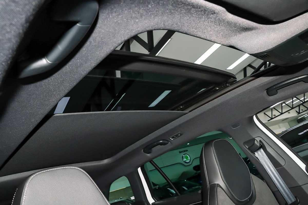2023 SKODA Superb 206TSI SportLine NP