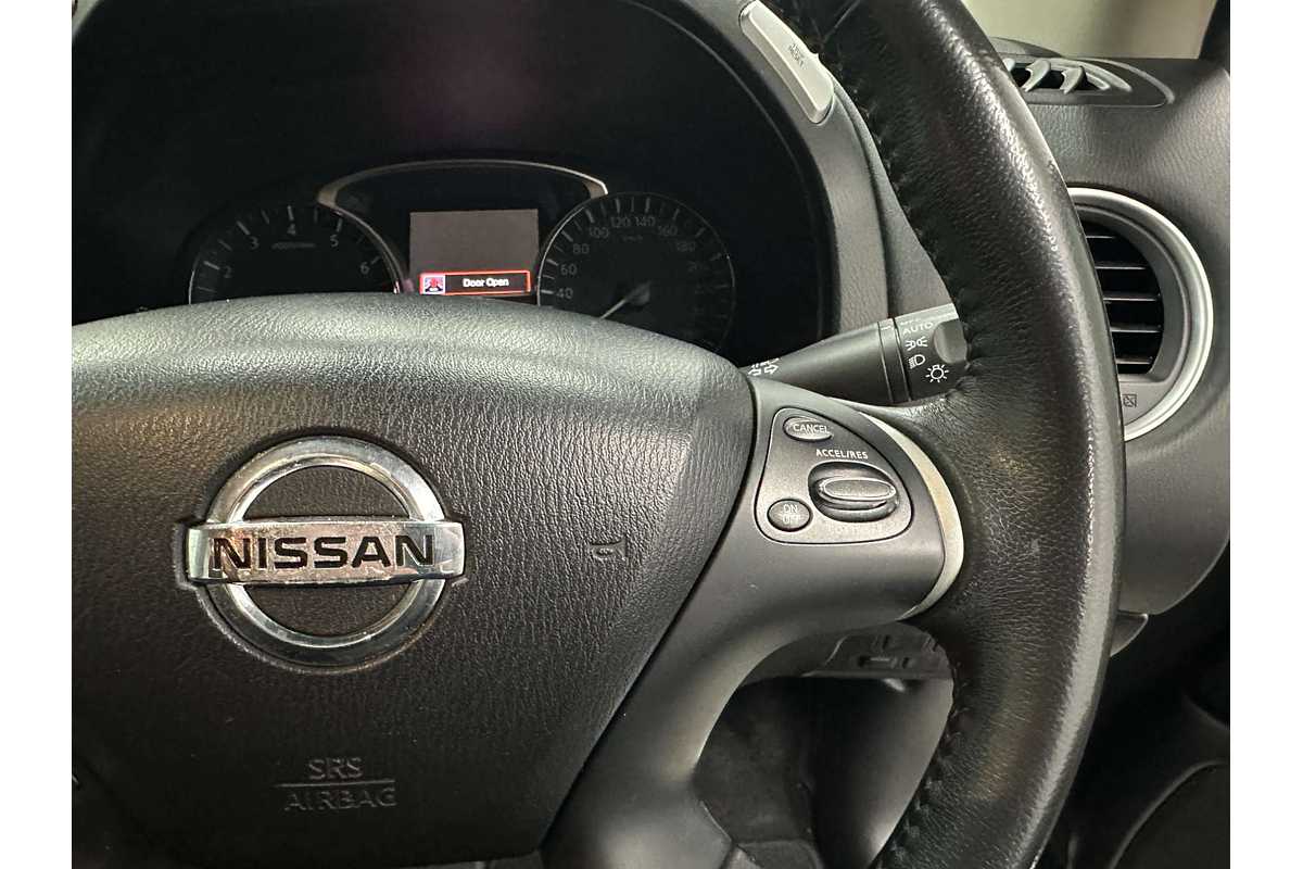 2014 Nissan Pathfinder ST R52