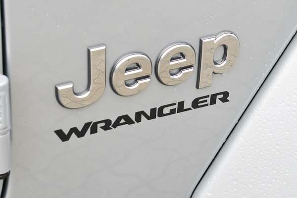 2023 Jeep Wrangler Unlimited Overland JL