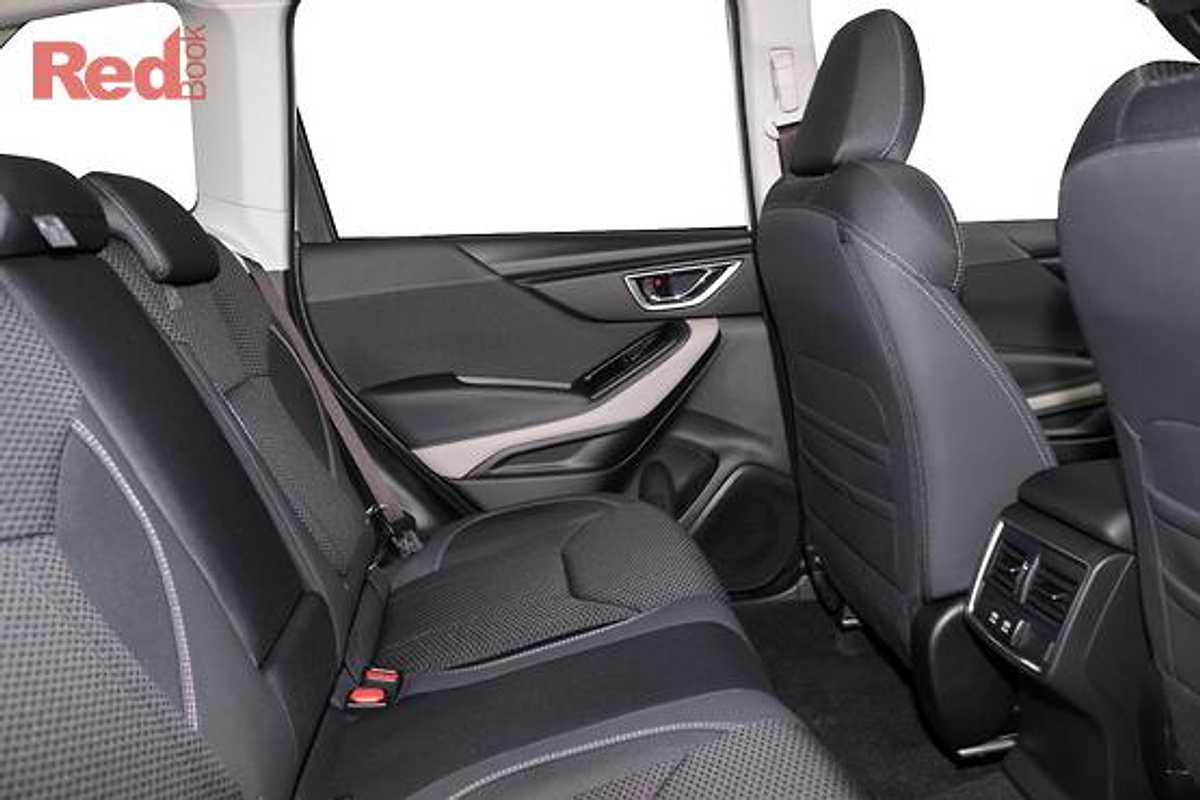 2024 Subaru Forester 2.5i Premium S5