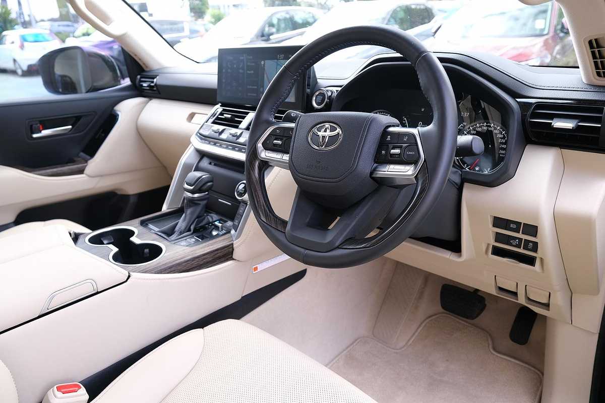 2023 Toyota Landcruiser VX FJA300R