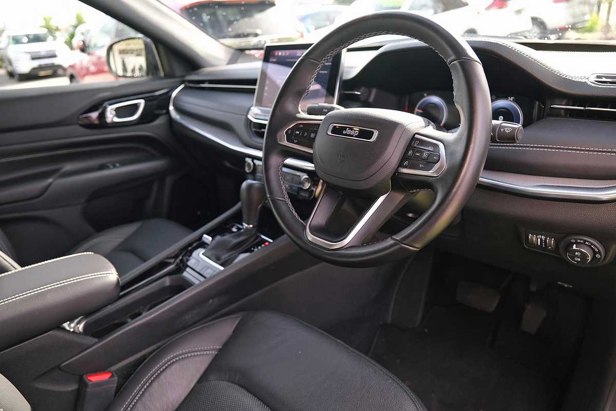 2022 Jeep Compass S-Limited M6