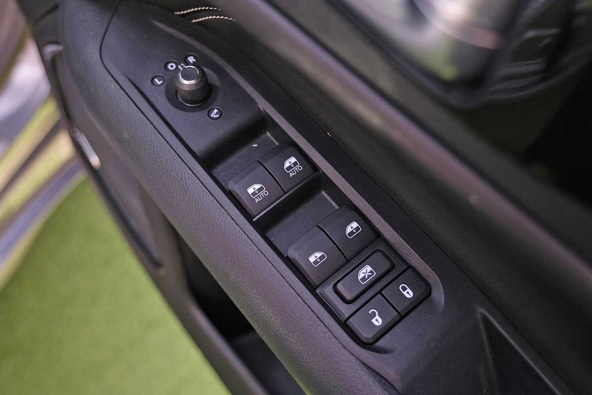 2022 Jeep Compass S-Limited M6