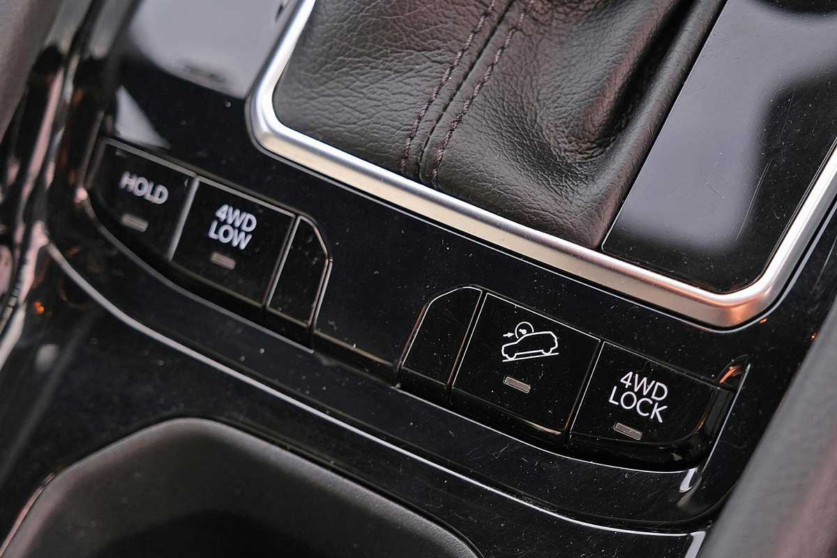 2022 Jeep Compass S-Limited M6