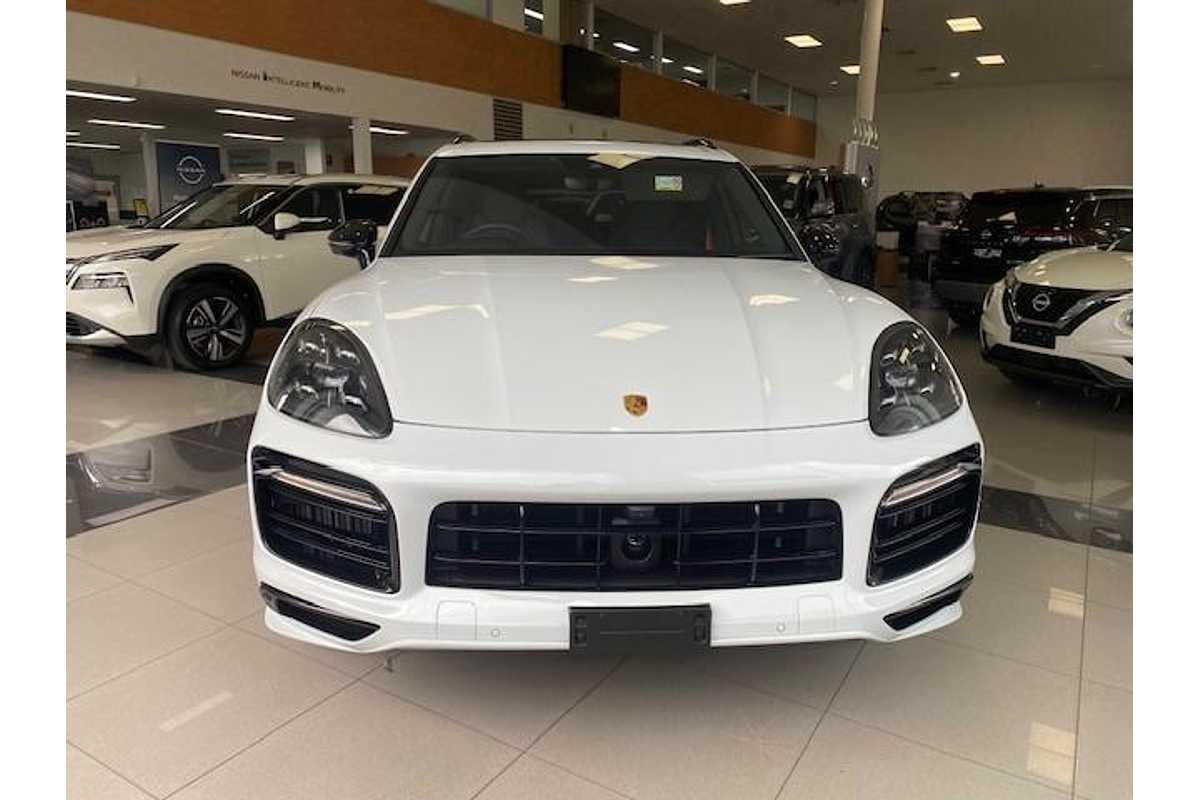 2022 Porsche Cayenne GTS 9YA