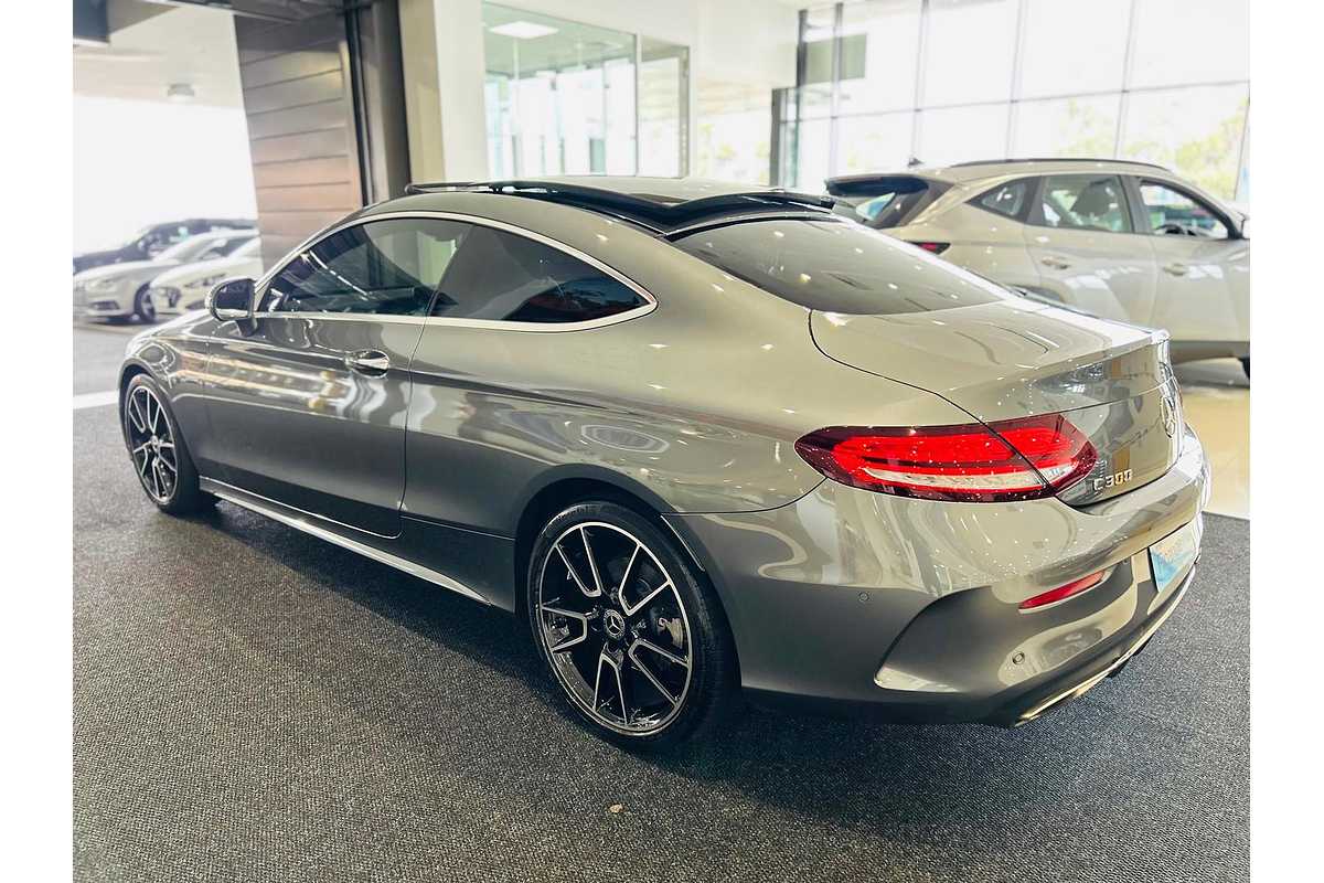 2018 Mercedes Benz C-Class C300 C205