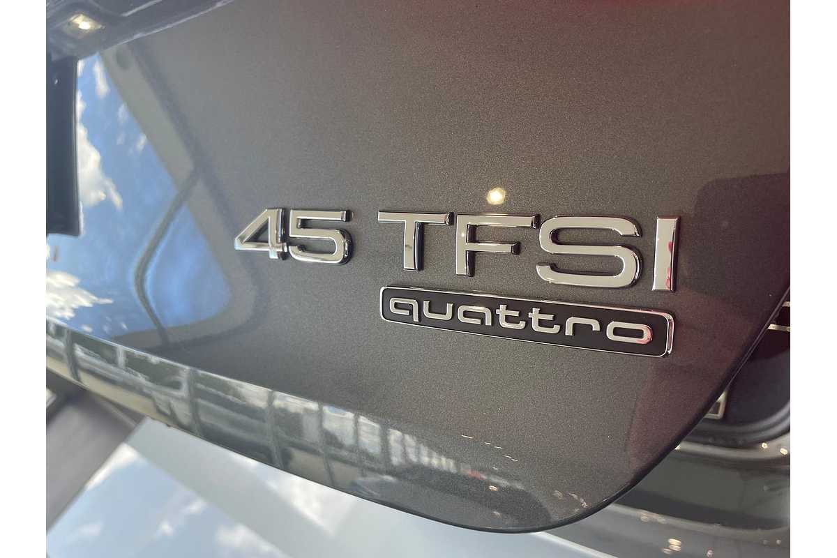 2022 Audi A4 45 TFSI S line B9