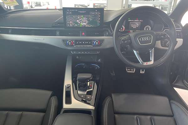 2022 Audi A4 45 TFSI S line B9