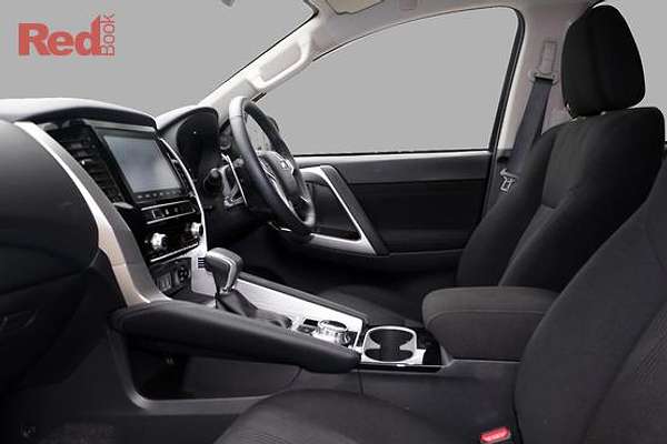2024 Mitsubishi Pajero Sport GLS QF